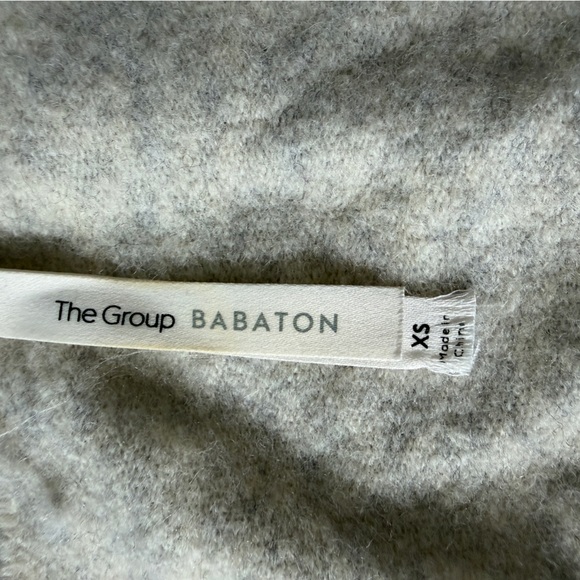 Babaton V-Neck Cream Sweater - Picture 5 of 8